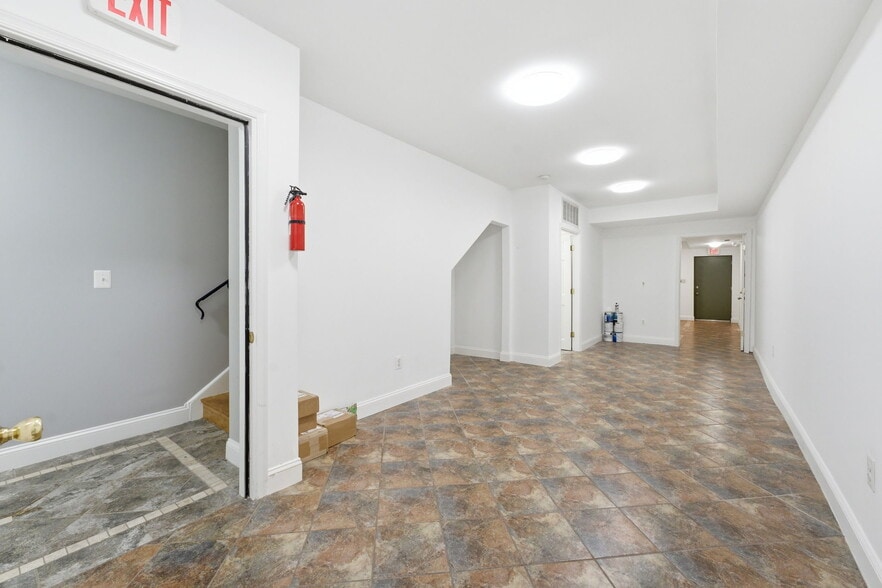 720 I St SE, Washington, DC for lease - Building Photo - Image 3 of 23
