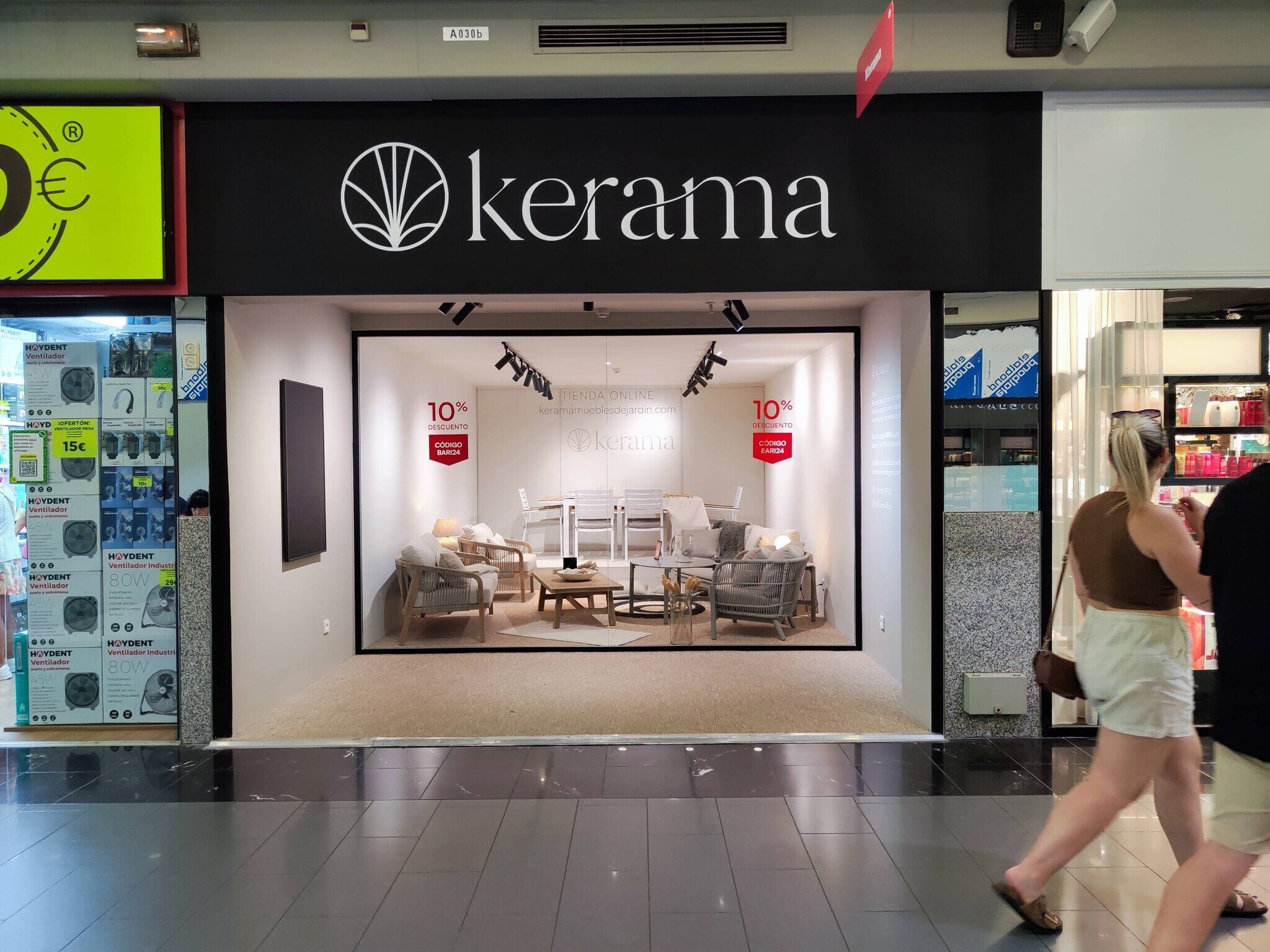 Commerce de détail dans Barberà del Vallès, Barcelona à louer Photo intérieure- Image 1 de 4