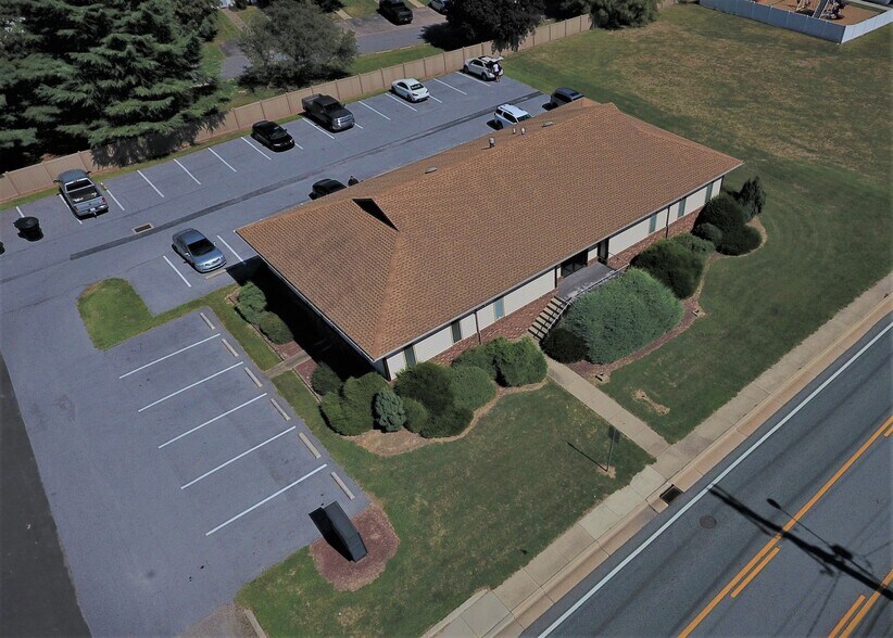 753-755 Walker Rd, Dover, DE à vendre - Photo du bâtiment - Image 3 de 8