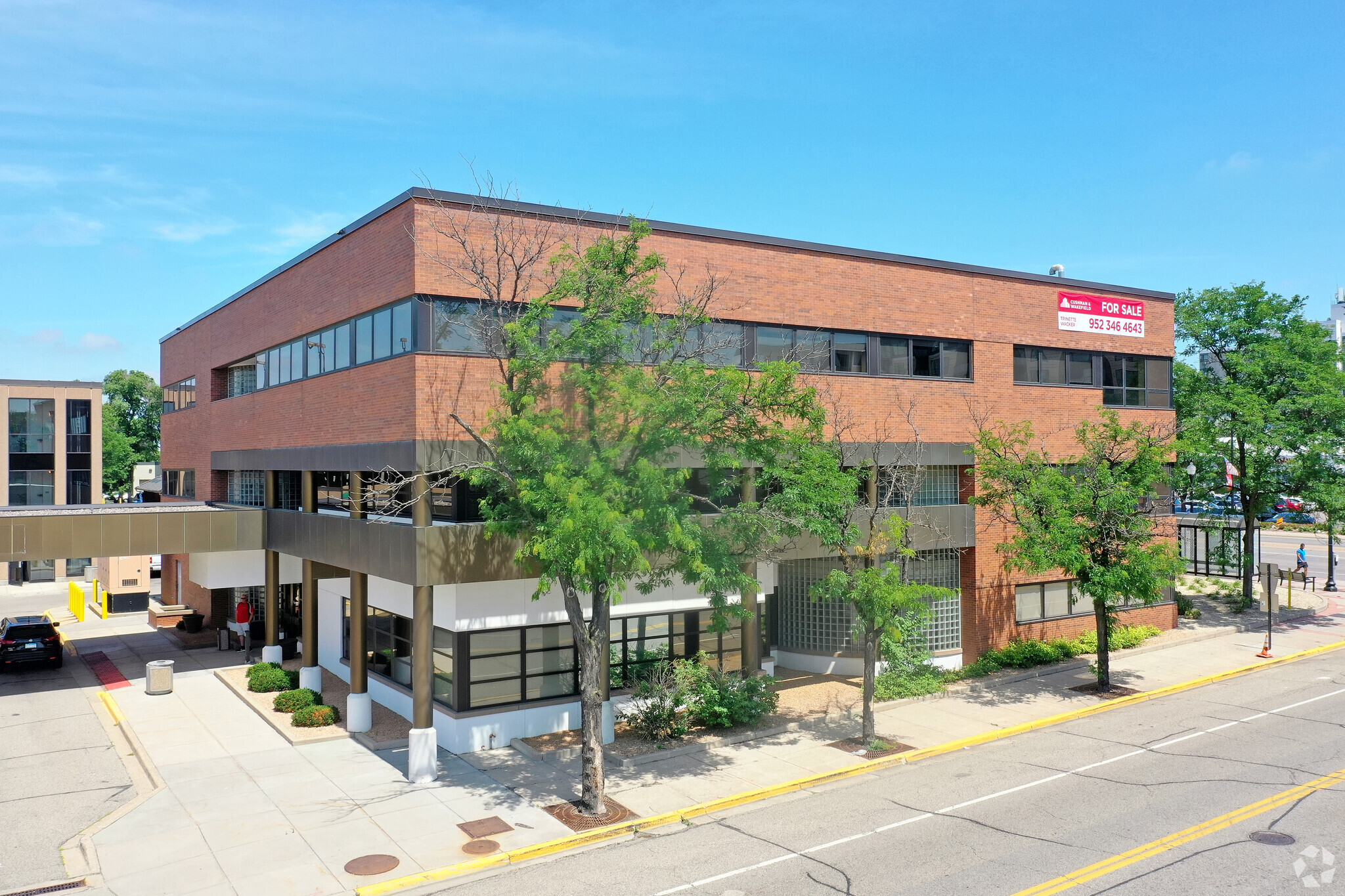 4000 NE Central Ave, Minneapolis, MN for sale Building Photo- Image 1 of 5