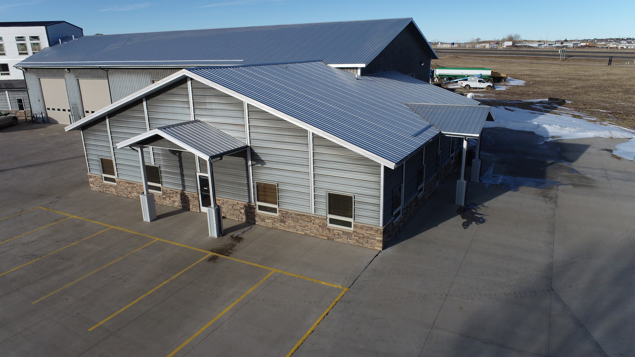 2801-110 E 2nd St, Gillette, WY for lease Building Photo- Image 1 of 4