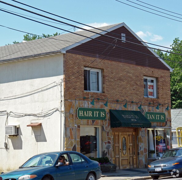 175 Front St, Vestal Township, NY for sale - Building Photo - Image 2 of 2