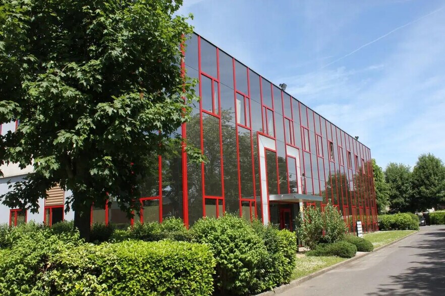 66 Rue Des Vanesses, Villepinte à vendre - Photo du bâtiment - Image 2 de 14