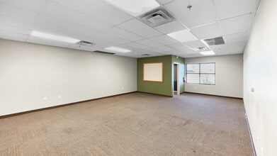 8515 Edna Ave, Las Vegas, NV for lease Interior Photo- Image 1 of 1