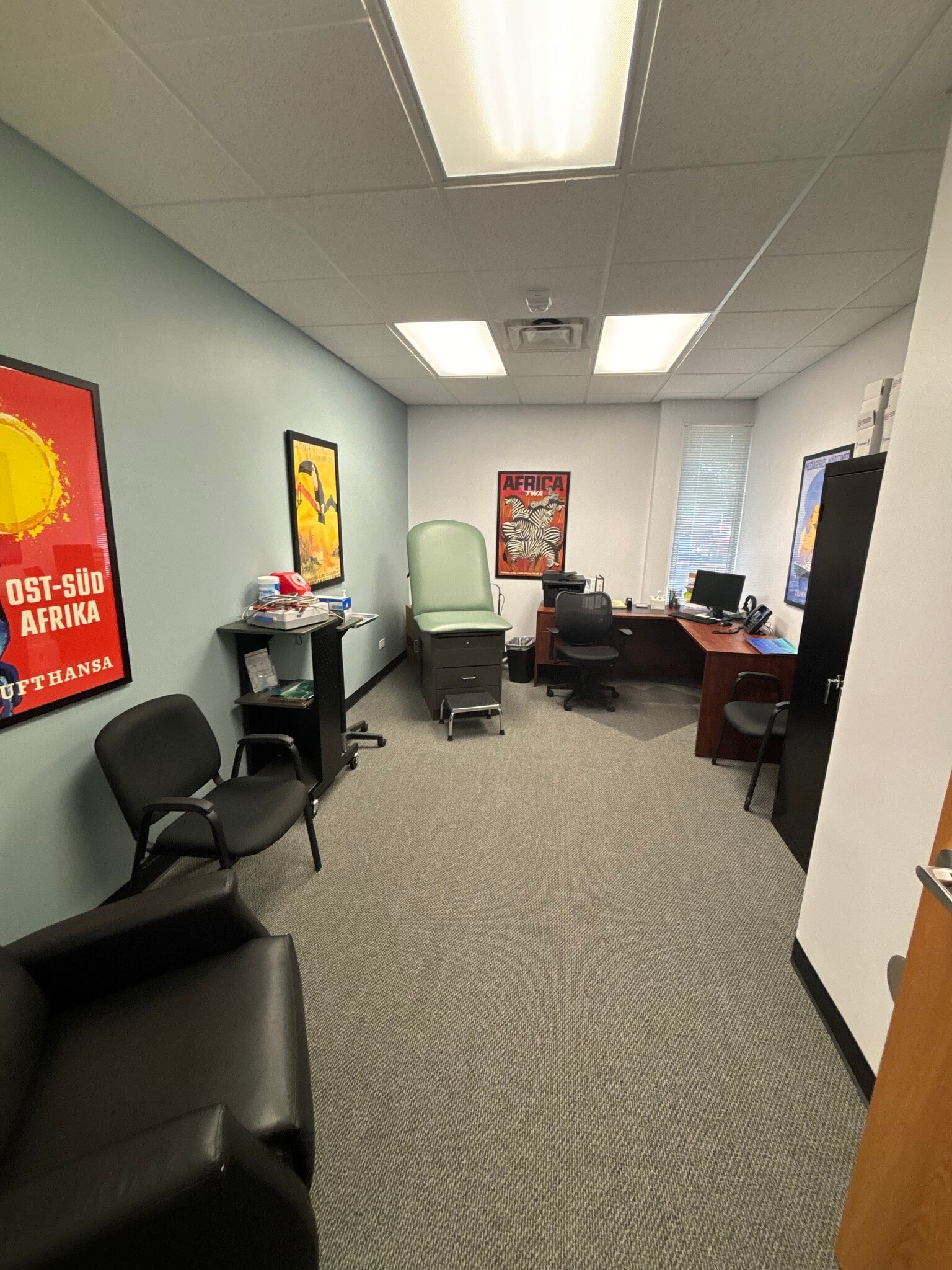 19641 E Parker Square Dr, Parker, CO for lease Interior Photo- Image 1 of 2