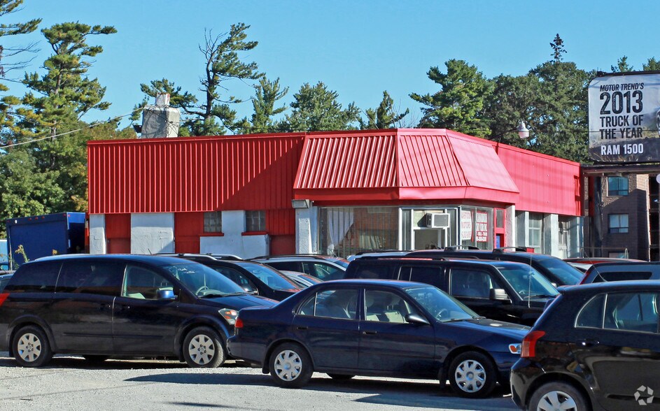 4690 Kingston Rd, Toronto, ON à vendre - Photo du bâtiment - Image 2 de 2