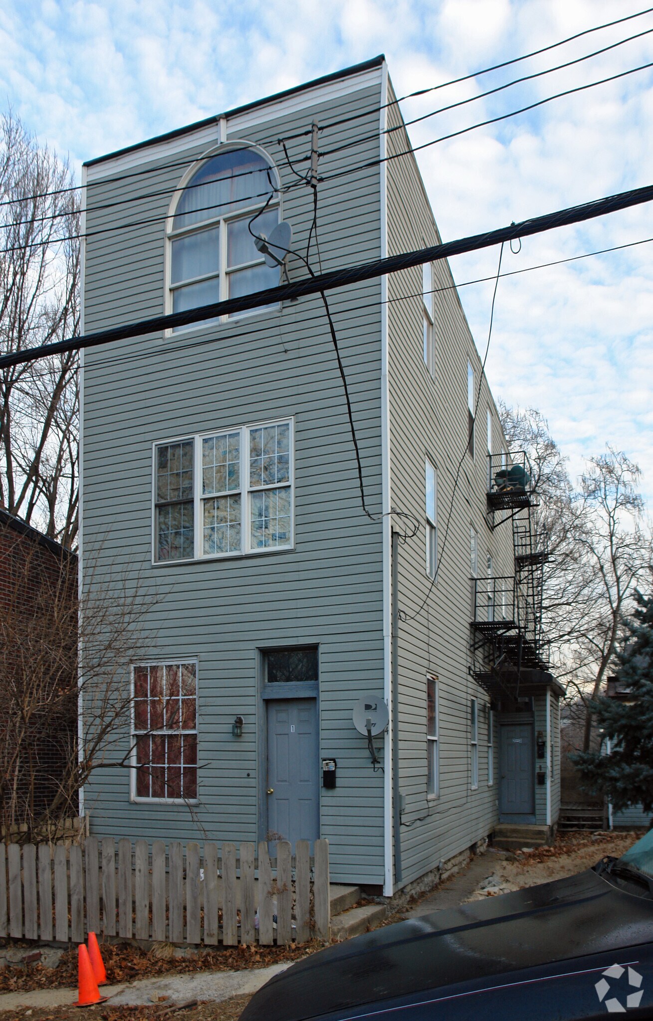 1104 Kottman St, Cincinnati, OH for sale Primary Photo- Image 1 of 2