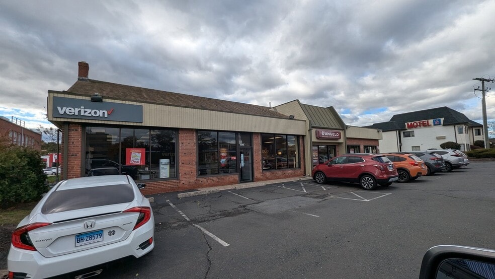1345 Silas Deane Hwy, Wethersfield, CT for lease - Building Photo - Image 3 of 14