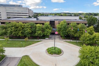 Plus de détails pour 950 Stephenson Hwy, Troy, MI - Bureau à louer