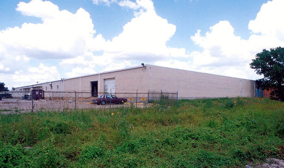 8319 Chancellor Row, Dallas, TX à vendre - Autre - Image 2 de 13