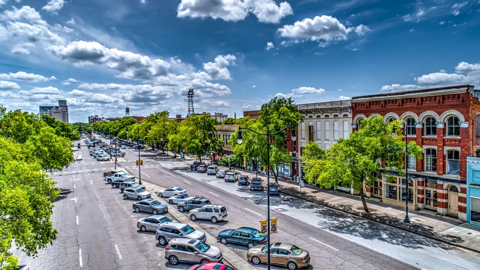 1216-1218 Broad St, Augusta, GA for lease - Building Photo - Image 2 of 17