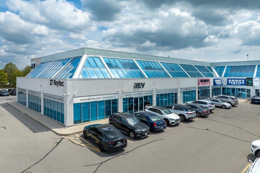 27 Roytec Rd, Vaughan, ON à louer - Photo du bâtiment - Image 3 de 4