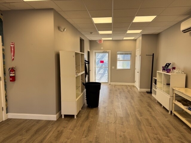 60 E Mount Pleasant Ave, Livingston, NJ à louer - Photo intérieure - Image 3 de 6