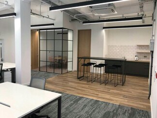 Plus de détails pour Womanby St, Cardiff - Bureau à louer