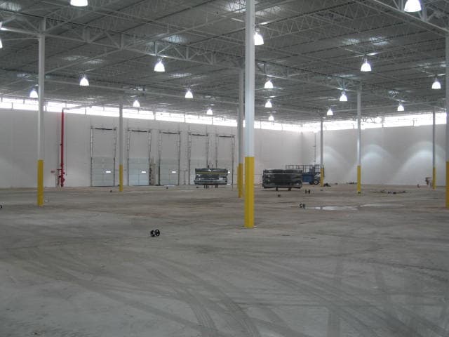 6501 Hall St, Saint Louis, MO for lease - Interior Photo - Image 3 of 4