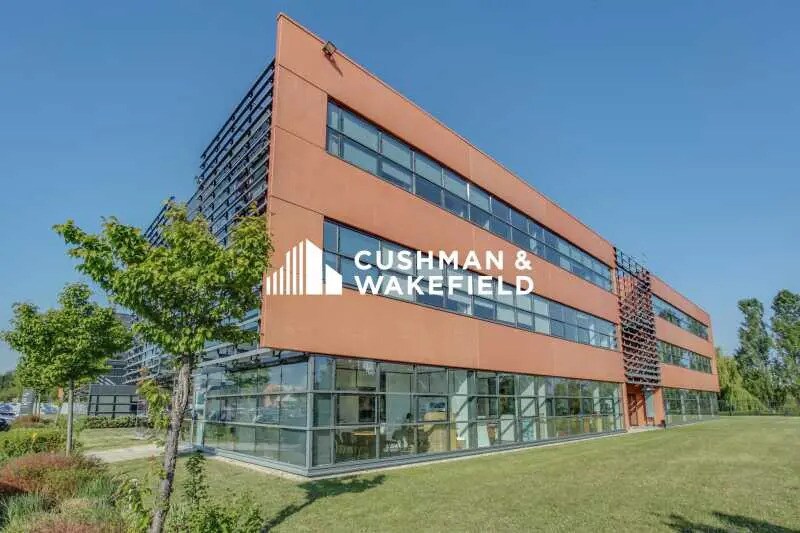 117 Allée Des Parcs, Saint-Priest for lease Building Photo- Image 1 of 19