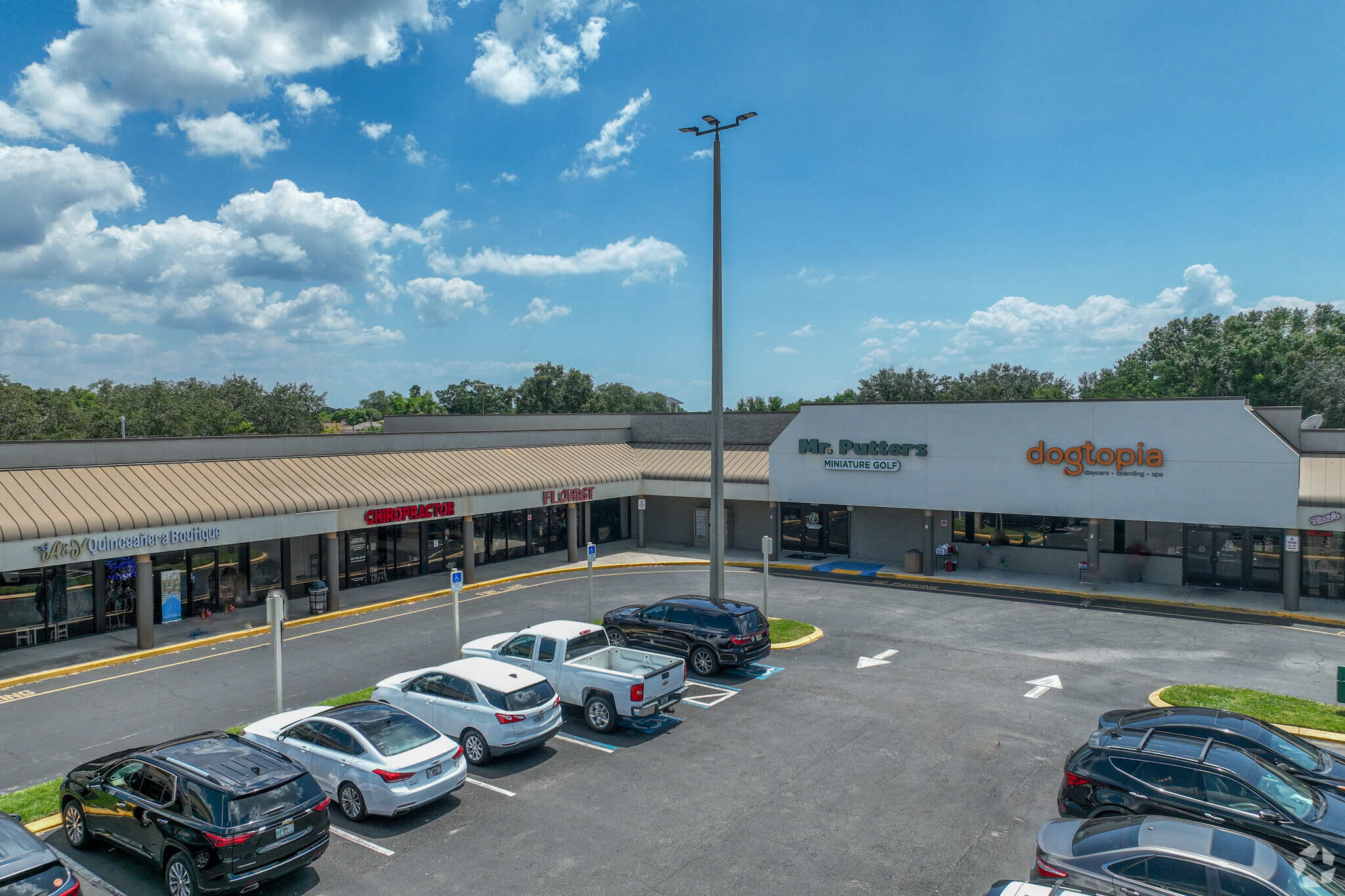 11200-11284 W Hillsborough Ave, Tampa, FL for lease Building Photo- Image 1 of 20