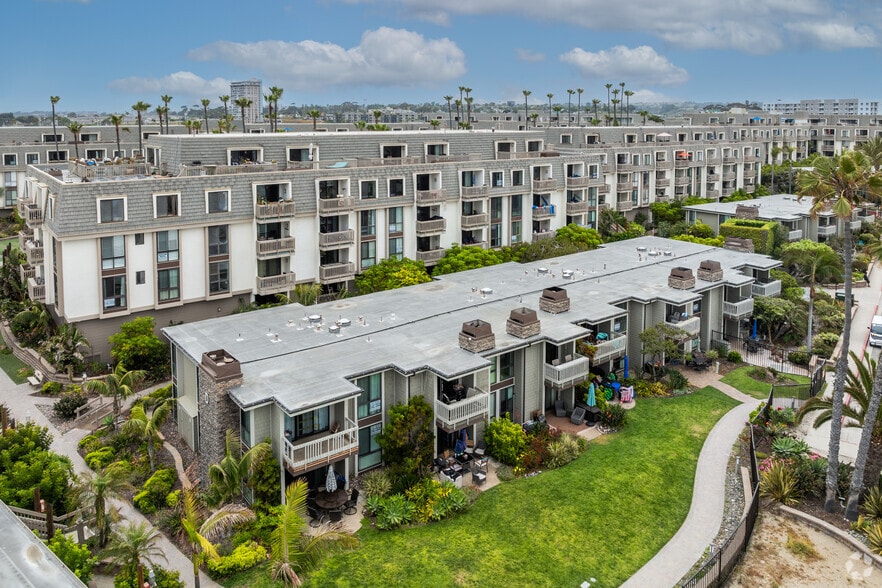 999 N Pacific St, Oceanside, CA for sale - Building Photo - Image 2 of 6