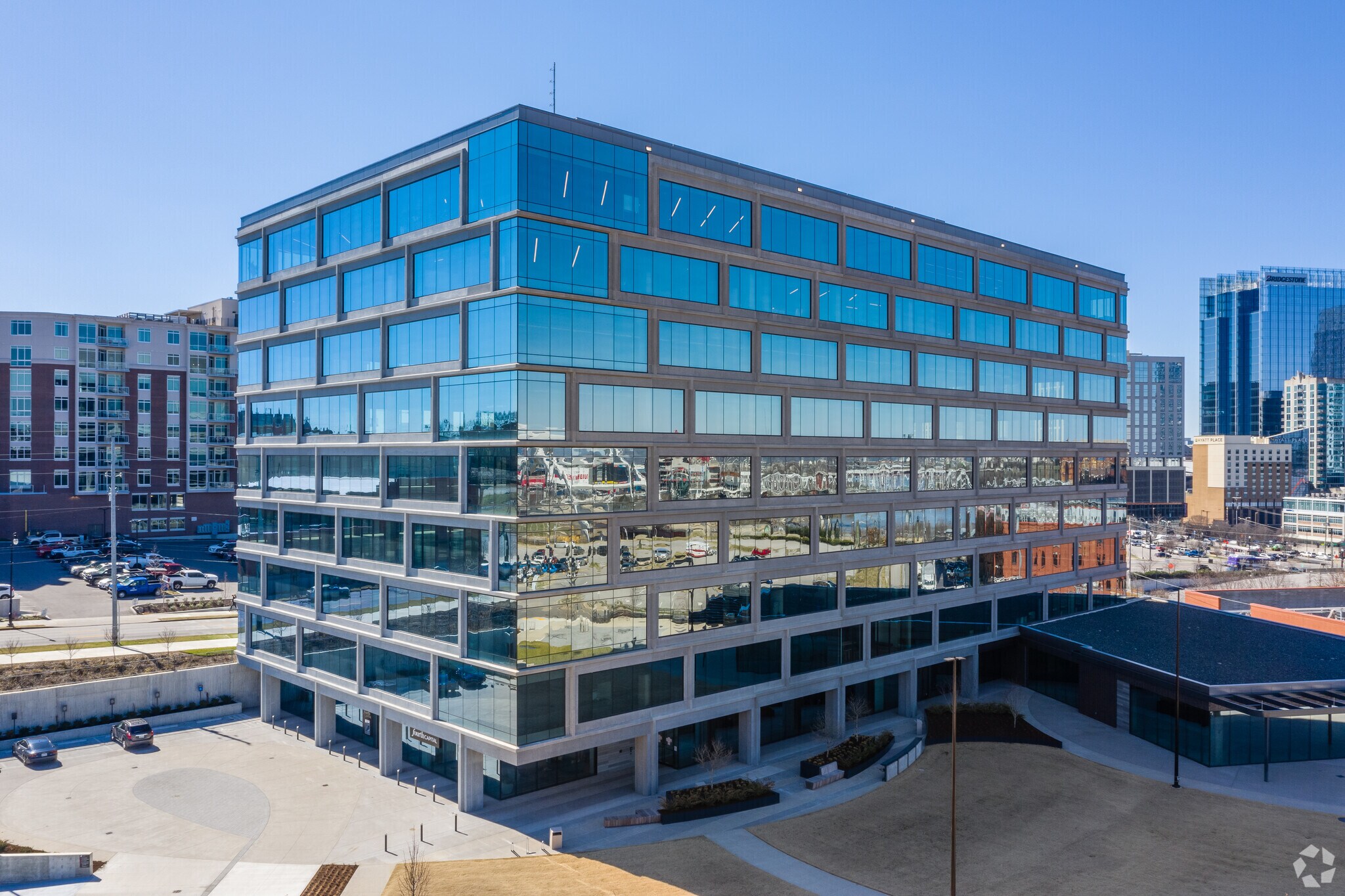 10 Lea Ave, Nashville, TN à louer Photo principale- Image 1 de 25