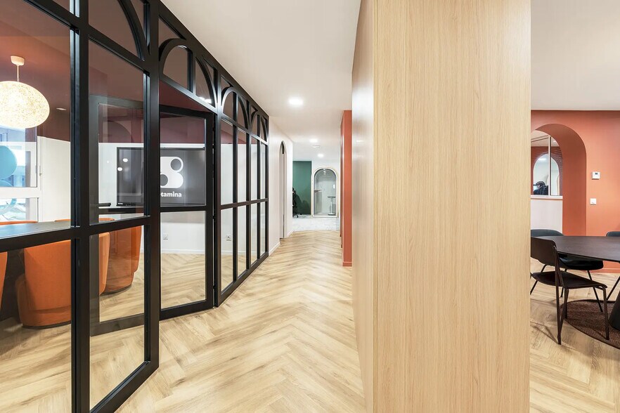 96 Rue Montgolfier, Lyon for sale - Interior Photo - Image 1 of 16