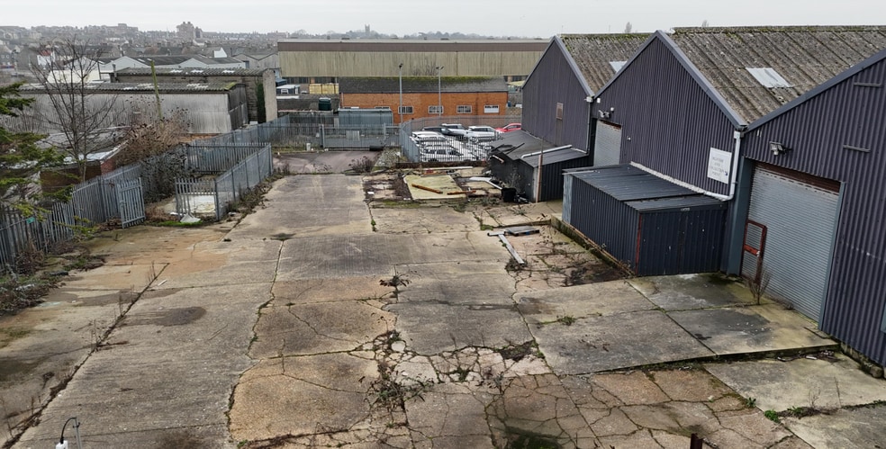 Horn Hl, Lowestoft for sale - Building Photo - Image 3 of 3