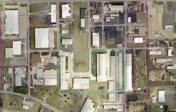 1120 Mitchell Jellison Dr, Elkhart, IN - AERIAL  map view