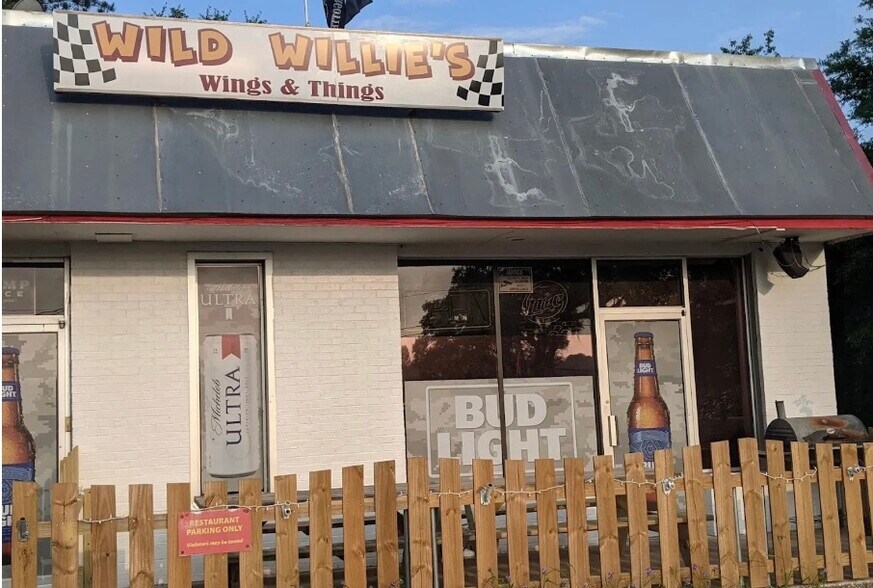 4550-4556 NW Capital Cir, Tallahassee, FL à vendre - Photo principale - Image 1 de 21