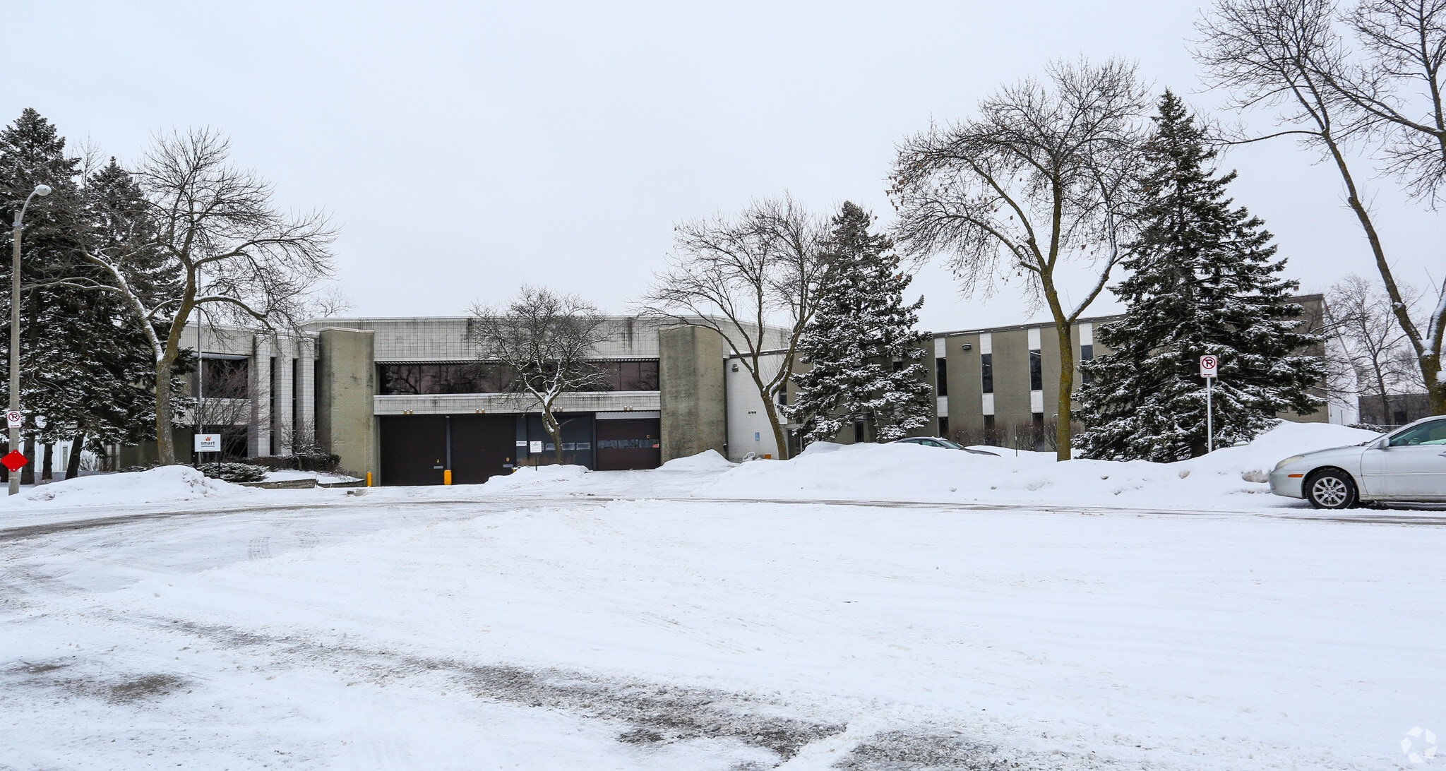 5700 W Bender Ct, Milwaukee, WI for lease Building Photo- Image 1 of 16