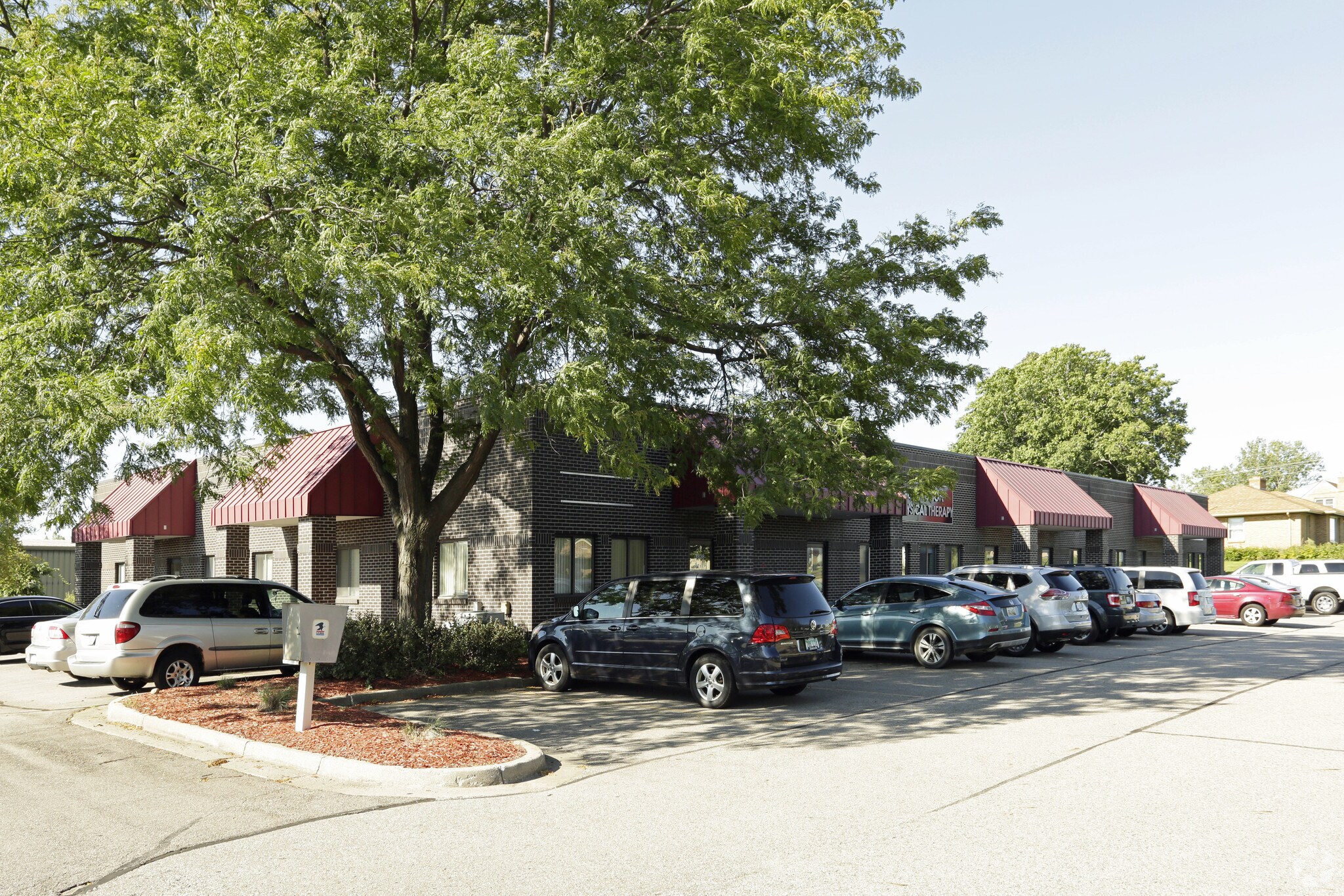 3820-3830 44th St SE, Grand Rapids, MI à louer Photo principale- Image 1 de 15