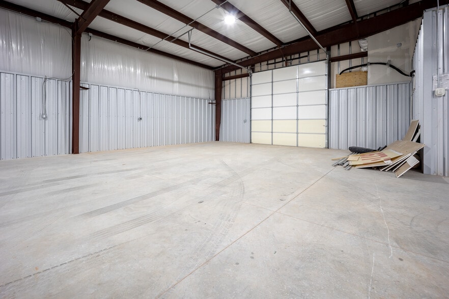 6600 S I 35 Service Rd, Oklahoma City, OK for lease - Building Photo - Image 2 of 23