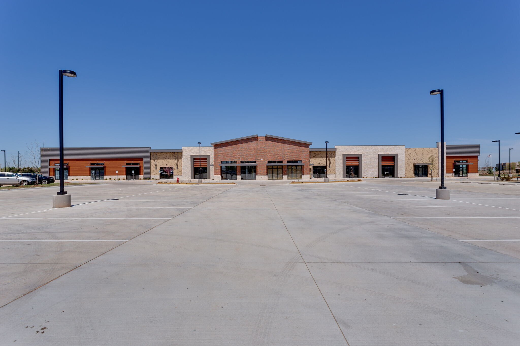 3321 W Tecumseh Rd, Norman, OK for lease Primary Photo- Image 1 of 11