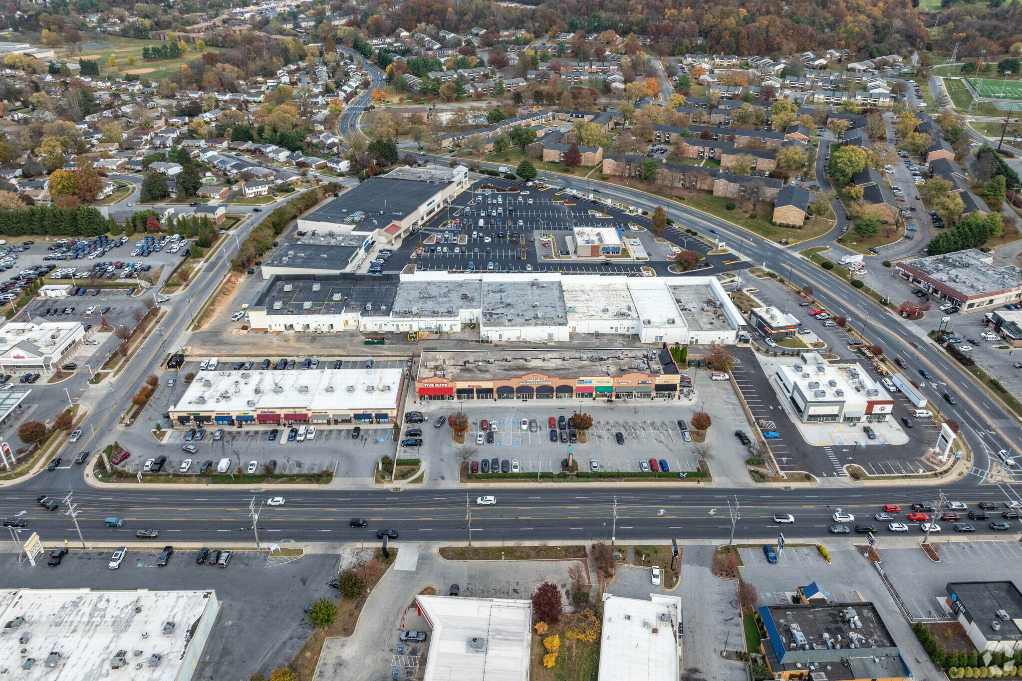 122-150 Cranbrook Rd, Cockeysville, MD for lease Building Photo- Image 1 of 24