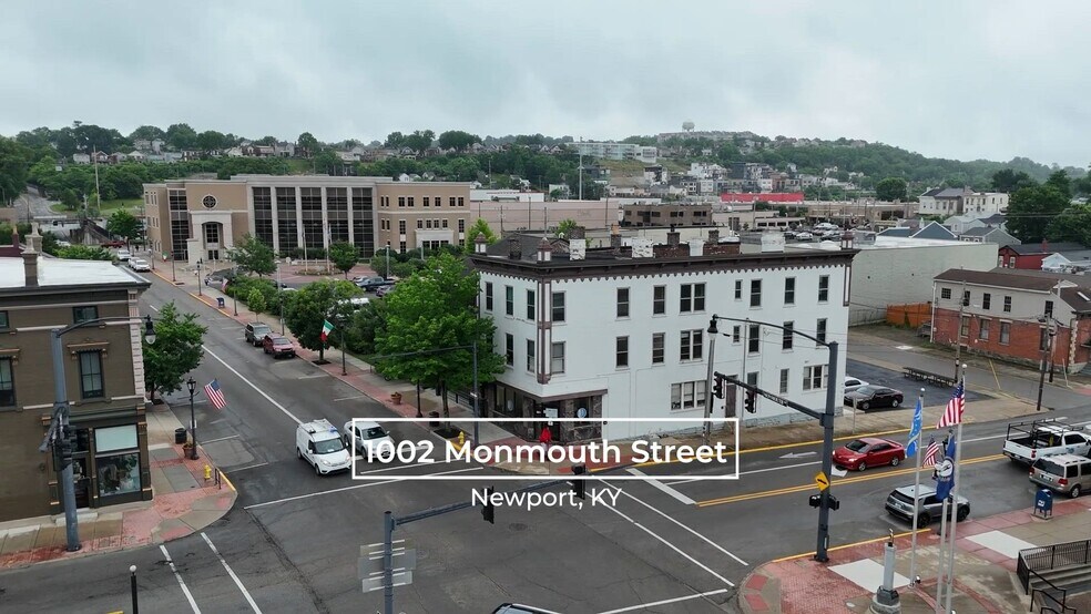 1002 Monmouth St, Newport, KY à vendre - Vidéo sur l’inscription commerciale - Image 2 de 40