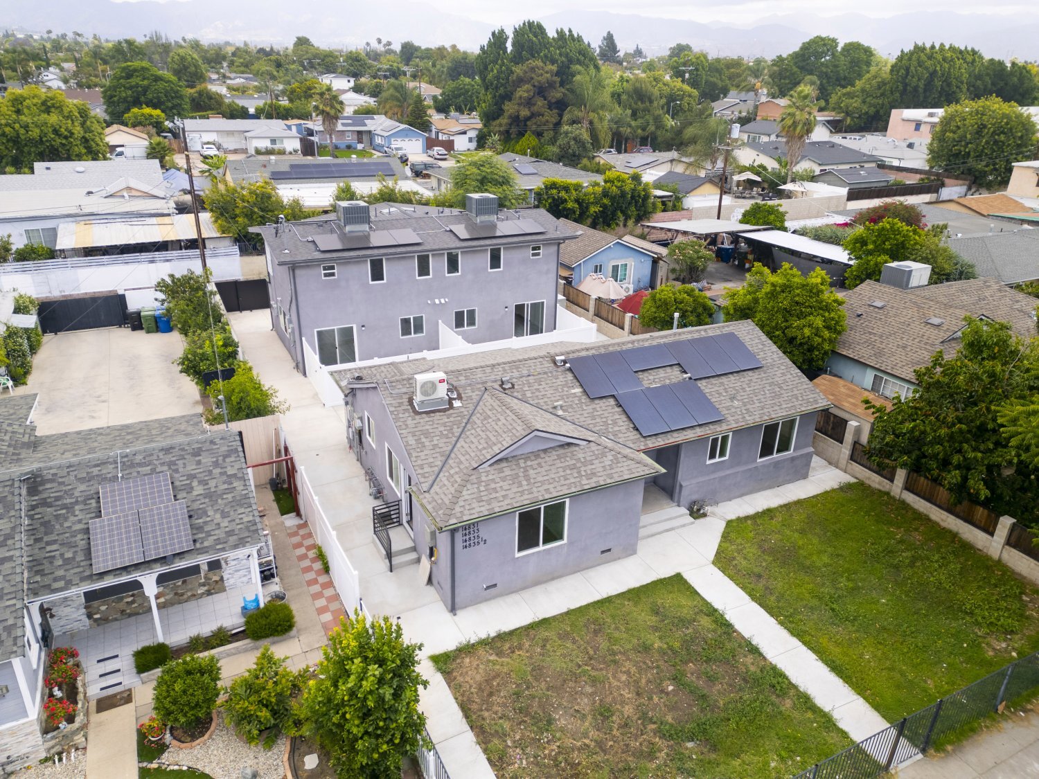 14831 Nordhoff St, Panorama City, CA for sale Primary Photo- Image 1 of 72