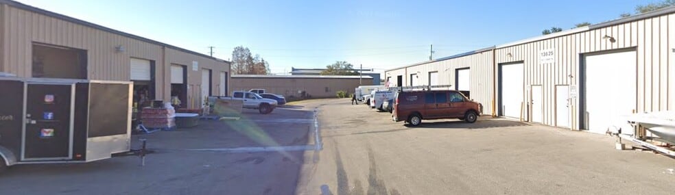 13625 50th Way N, Clearwater, FL for lease - Building Photo - Image 2 of 6