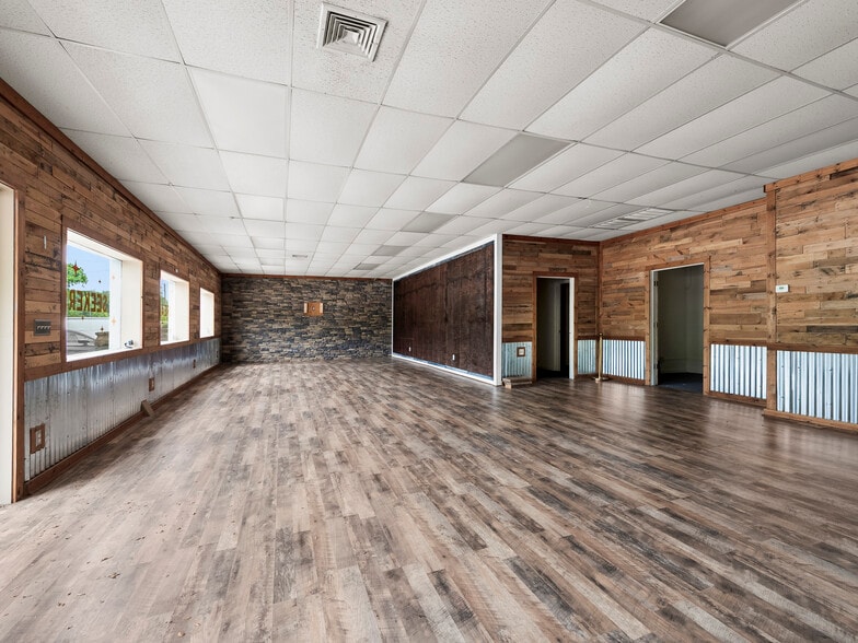 98-112 Hendersonville Hwy, Pisgah Forest, NC for lease - Building Photo - Image 2 of 24
