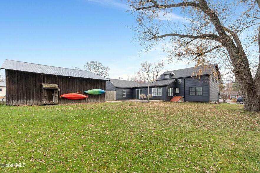 5922-5926 NY-81, Greenville, NY à vendre - Photo du bâtiment - Image 3 de 11