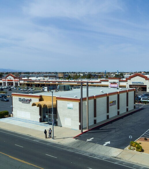 14554 7th St, Victorville, CA à vendre - Aérien - Image 3 de 6