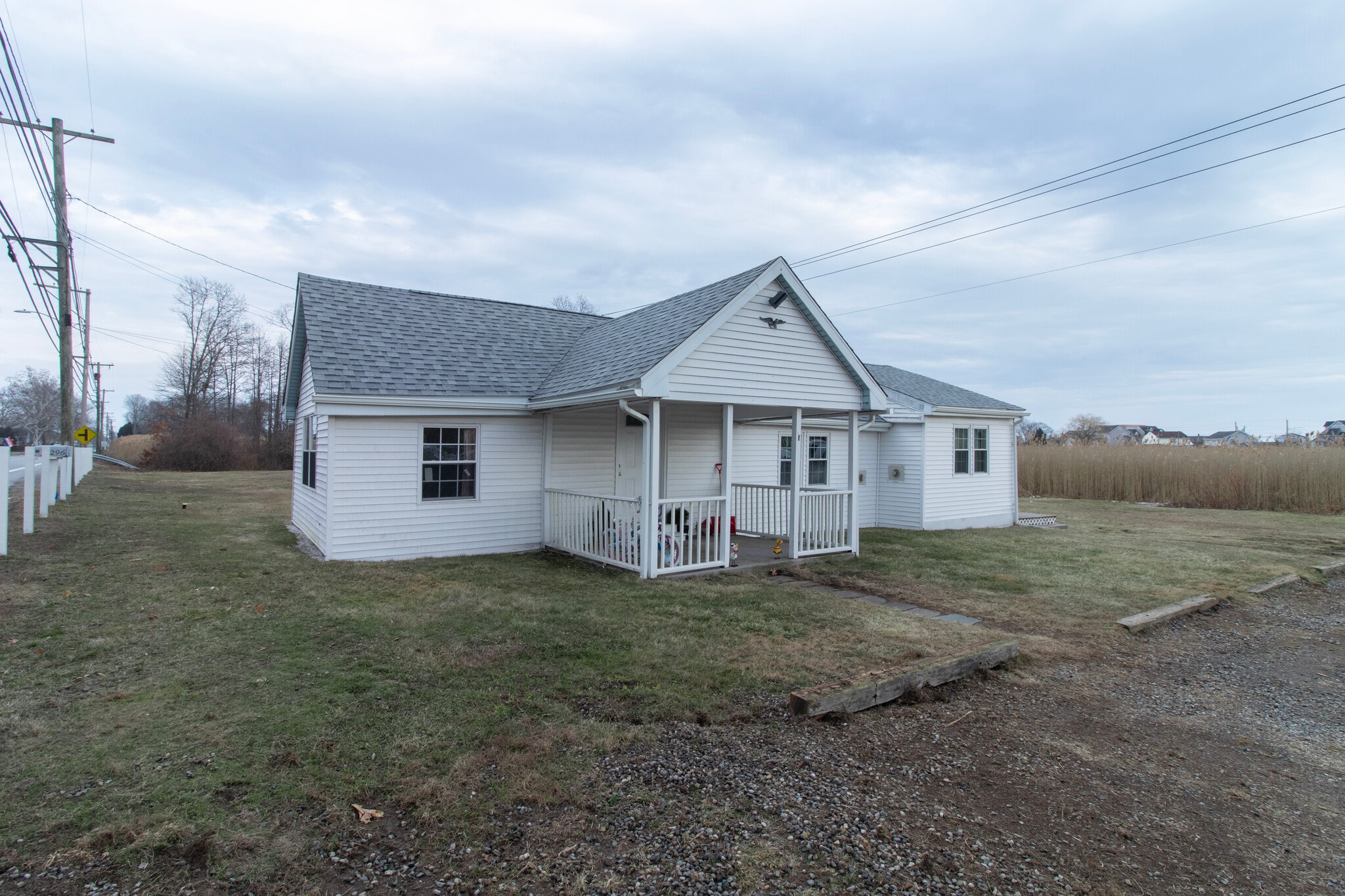 296 E Main St, Clinton, CT for sale Primary Photo- Image 1 of 25