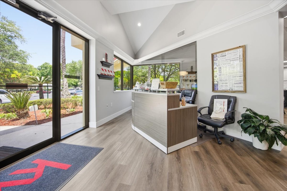 8702 Perimeter Park Blvd, Jacksonville, FL for lease Interior Photo- Image 1 of 12