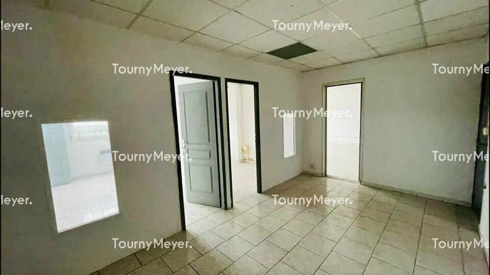 Office in Mauguio for lease - Interior Photo - Image 3 of 3