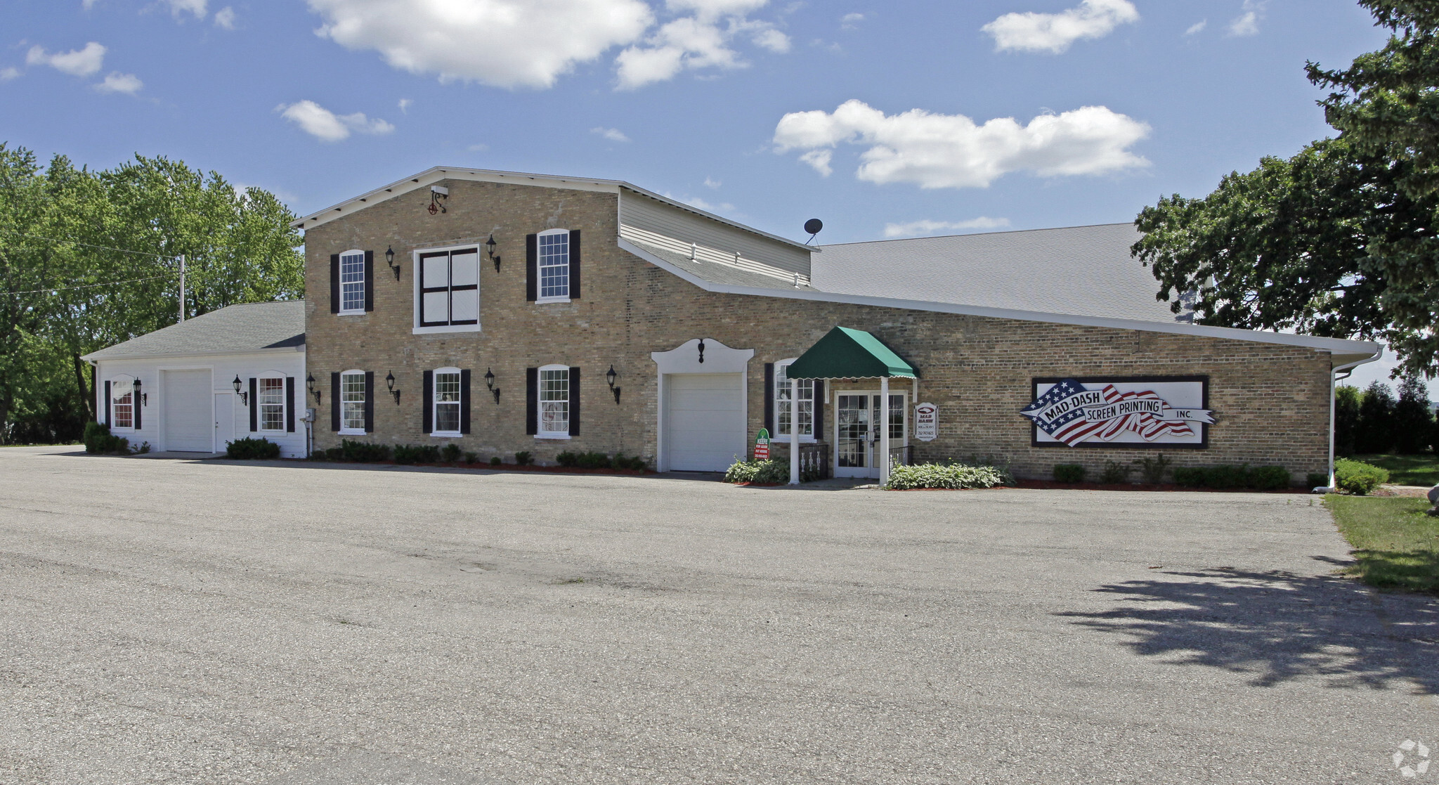 1 Depot Ln, Elkhorn, WI à vendre Photo principale- Image 1 de 1