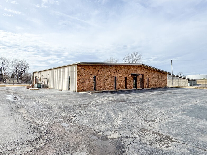 2525 Rock Rd, Granite City, IL for sale - Building Photo - Image 1 of 9