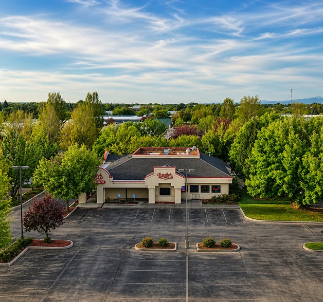 12249 W Chinden Blvd, Boise, ID for sale - Building Photo - Image 3 of 4