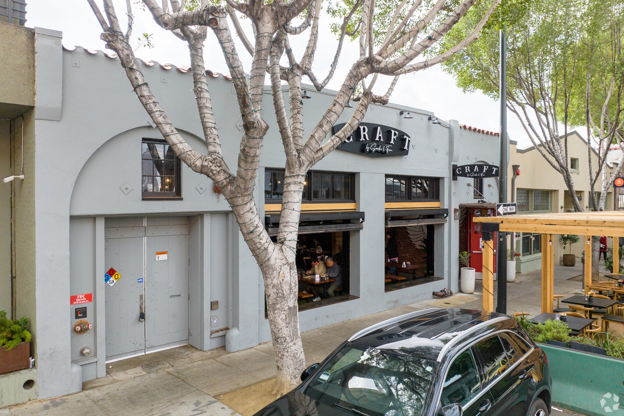 30 W Green St, Pasadena, CA à louer Photo principale- Image 1 de 22