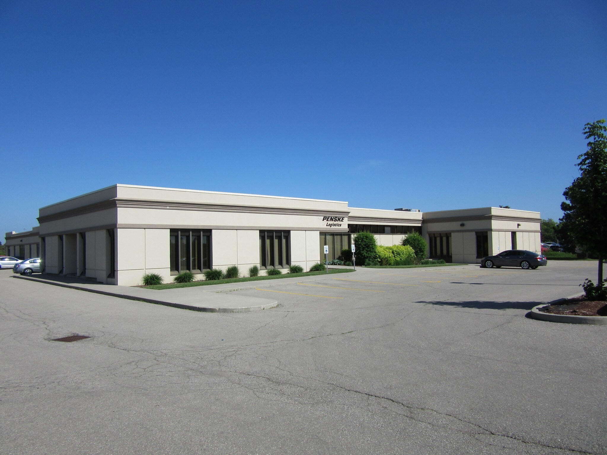 3065 King St E, Kitchener, ON à vendre Photo du bâtiment- Image 1 de 1