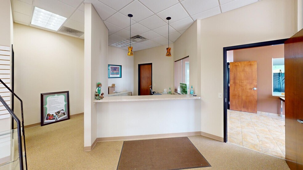 1170 E Pershing Rd, Decatur, IL à louer - Photo intérieure - Image 2 de 27