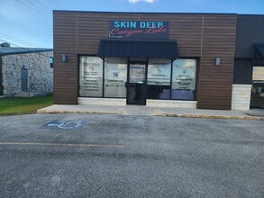 1500 FM 2673, Canyon Lake, TX for lease Building Photo- Image 1 of 9