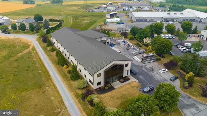 206 W Kendig Rd, Willow Street, PA for lease - Building Photo - Image 2 of 15