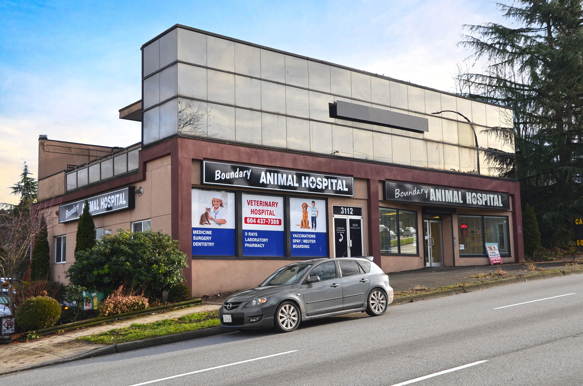 3112 Boundary Rd, Burnaby, BC à louer Photo du bâtiment- Image 1 de 2
